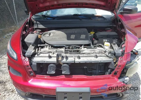 2016 Jeep Cherokee Sport z USA, uszkodzony, nr VIN 1C4PJMAS3GW255042